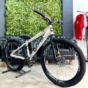 Bike GIOSBR 4TRIX  Aro 26 Freio a Disco